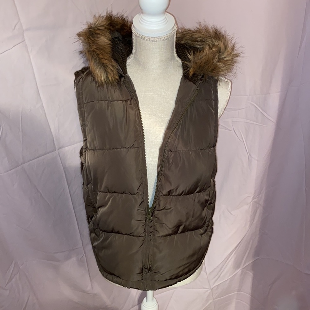 Joe Fresh Puffer Vest